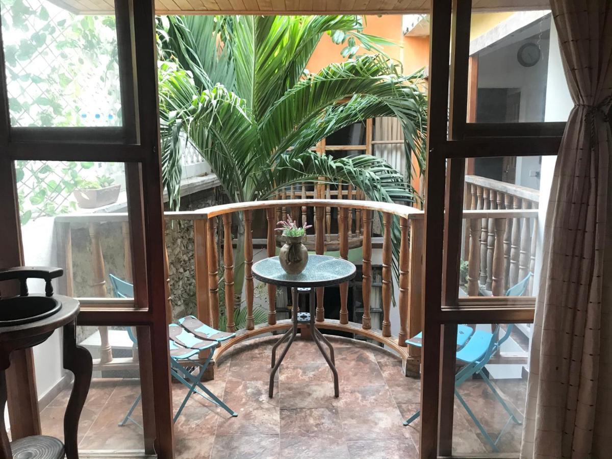 Cartagena Casa Mama Waldy Hostel מראה חיצוני תמונה