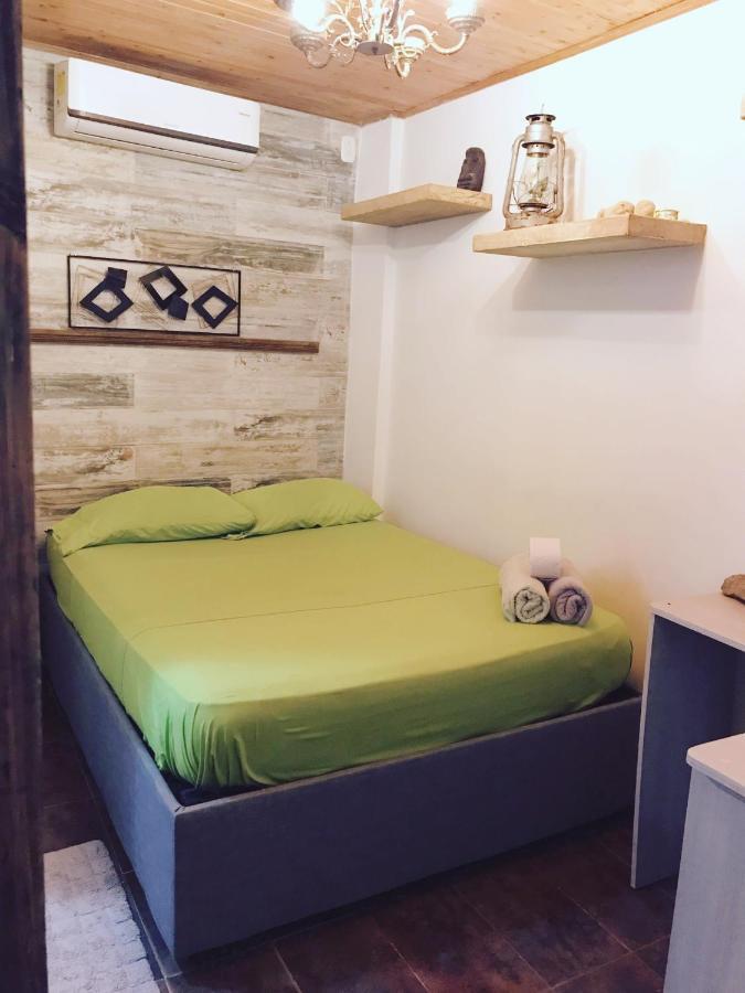 Cartagena Casa Mama Waldy Hostel מראה חיצוני תמונה